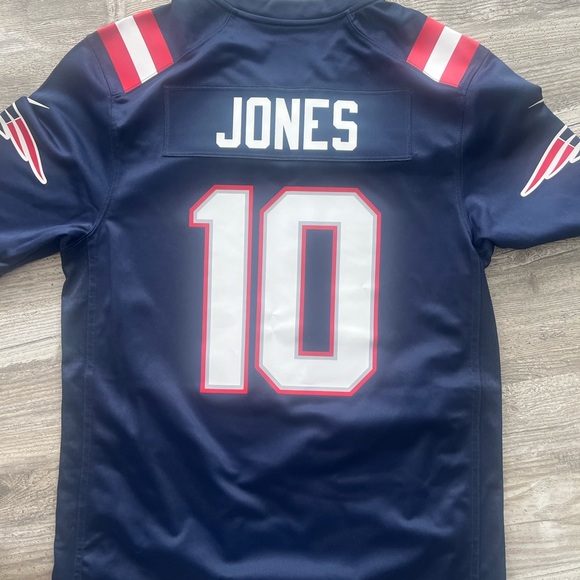 Like New Nike On Field Patriots Jones Jersey - Picture 3 of 3